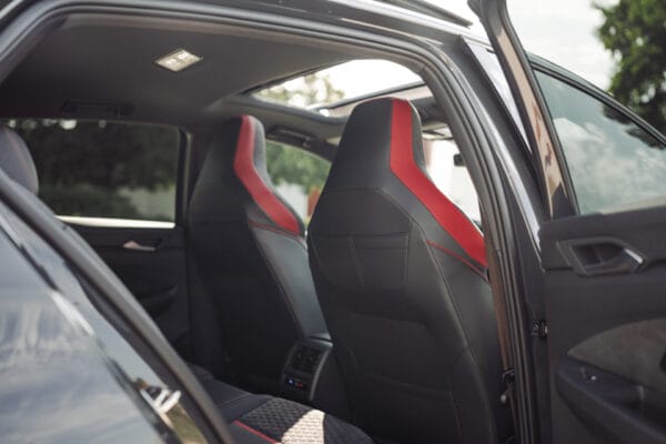 Golf 8 GTI Clubsport – Pano | H&K | IQ | ACC - Afbeelding 14