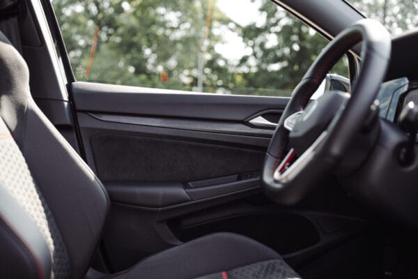 Golf 8 GTI Clubsport – Pano | H&K | IQ | ACC - Afbeelding 12