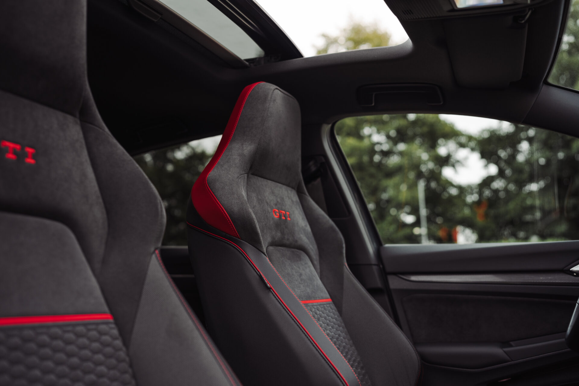 Golf 8 GTI Clubsport – Head Up | Pano | H&K | IQ | ACC - Afbeelding 17