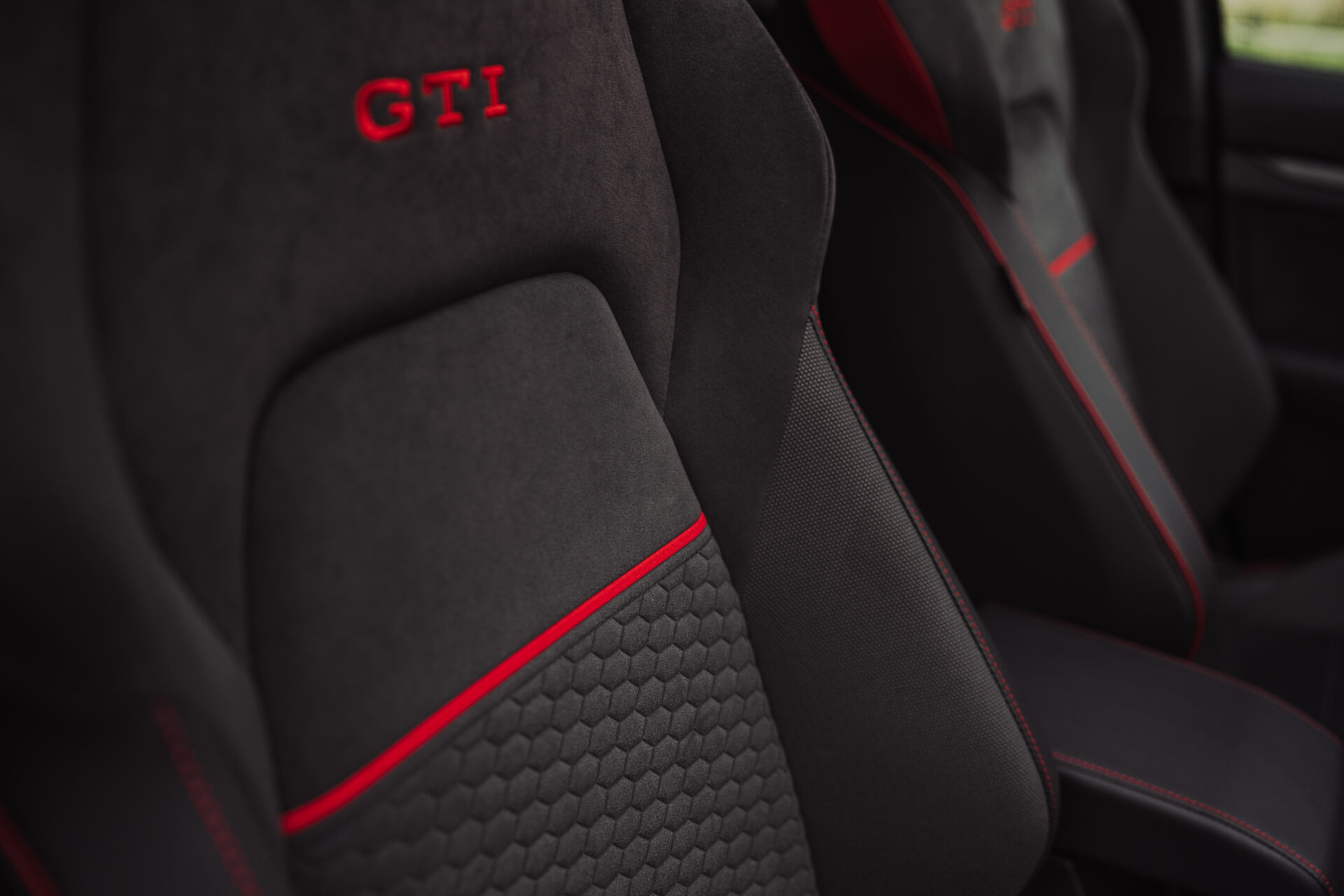 Golf 8 GTI Clubsport – Head Up | Pano | H&K | IQ | ACC - Afbeelding 18