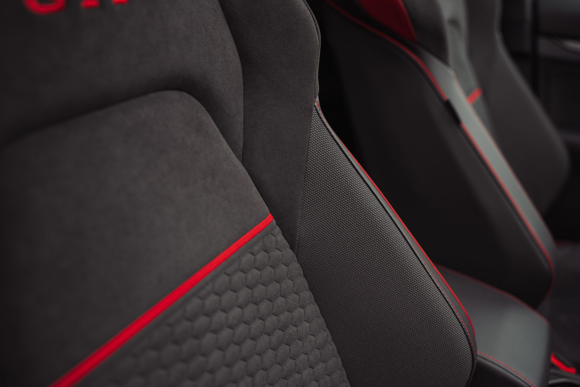 Golf 8 GTI Clubsport – Head Up | Pano | H&K | IQ | ACC - Afbeelding 18