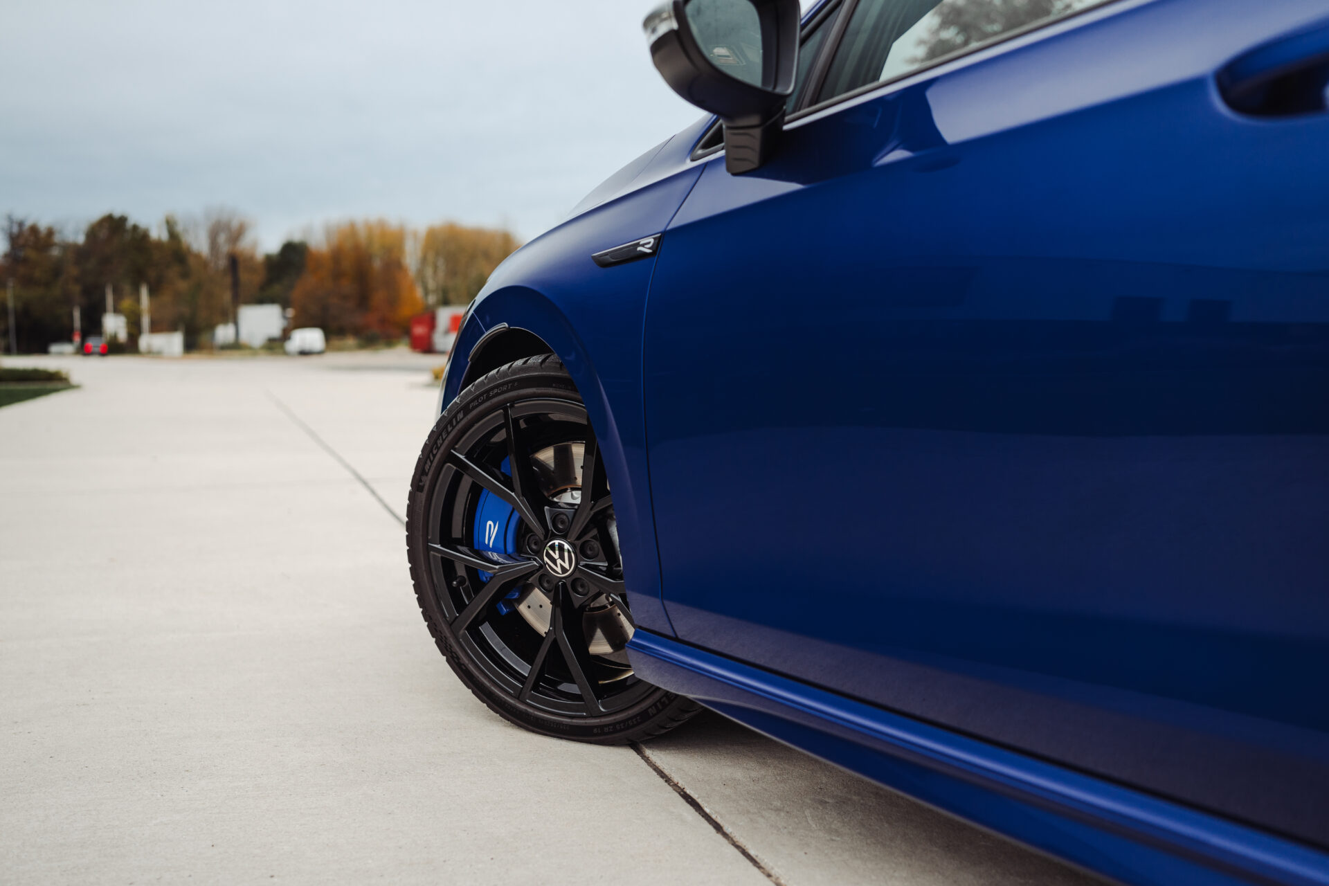 Golf 8 R - 4MOTION | AKRA | PANO | H&K | DCC | DRIFT MODE - Afbeelding 14