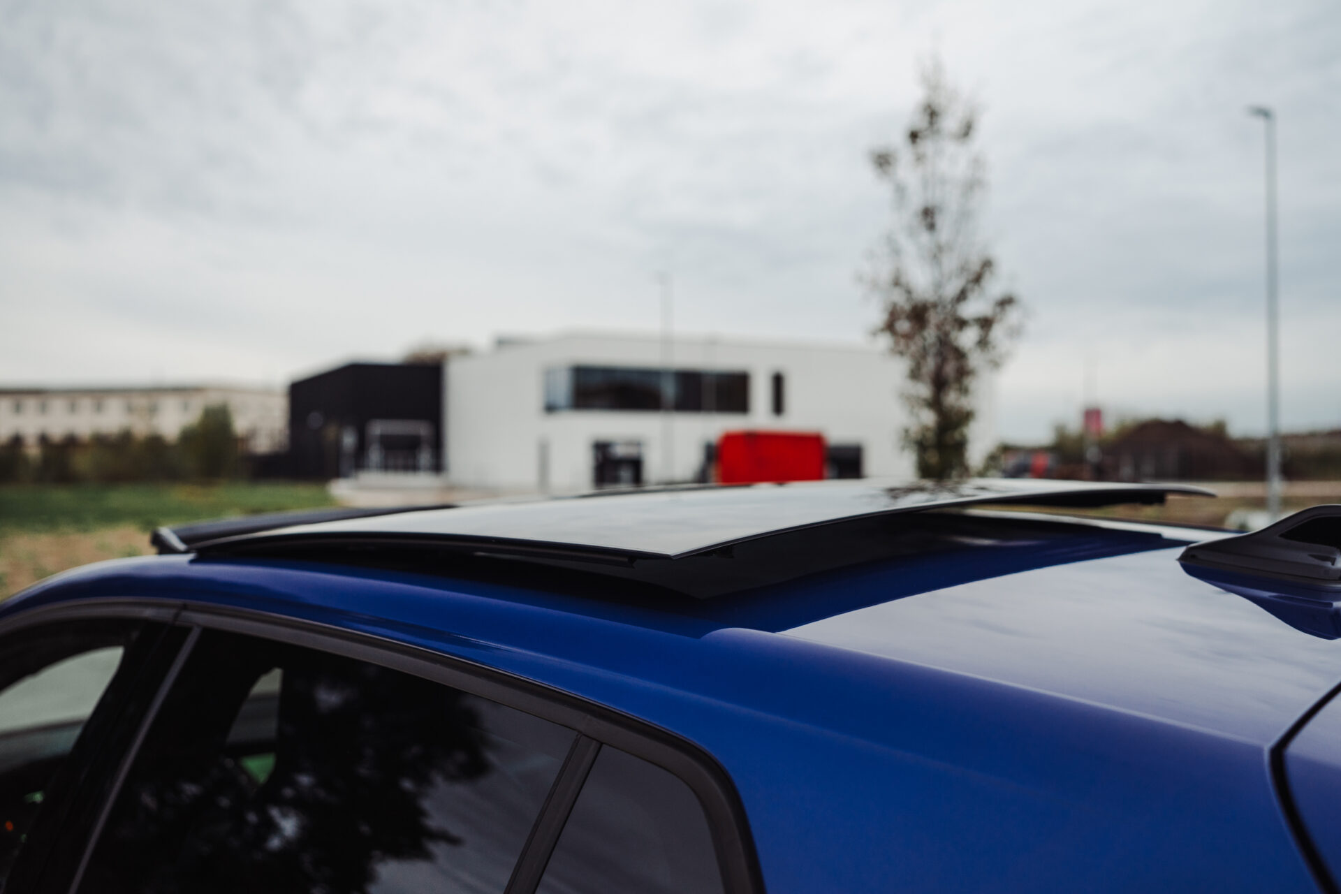 Golf 8 R - 4MOTION | AKRA | PANO | H&K | DCC | DRIFT MODE - Afbeelding 17