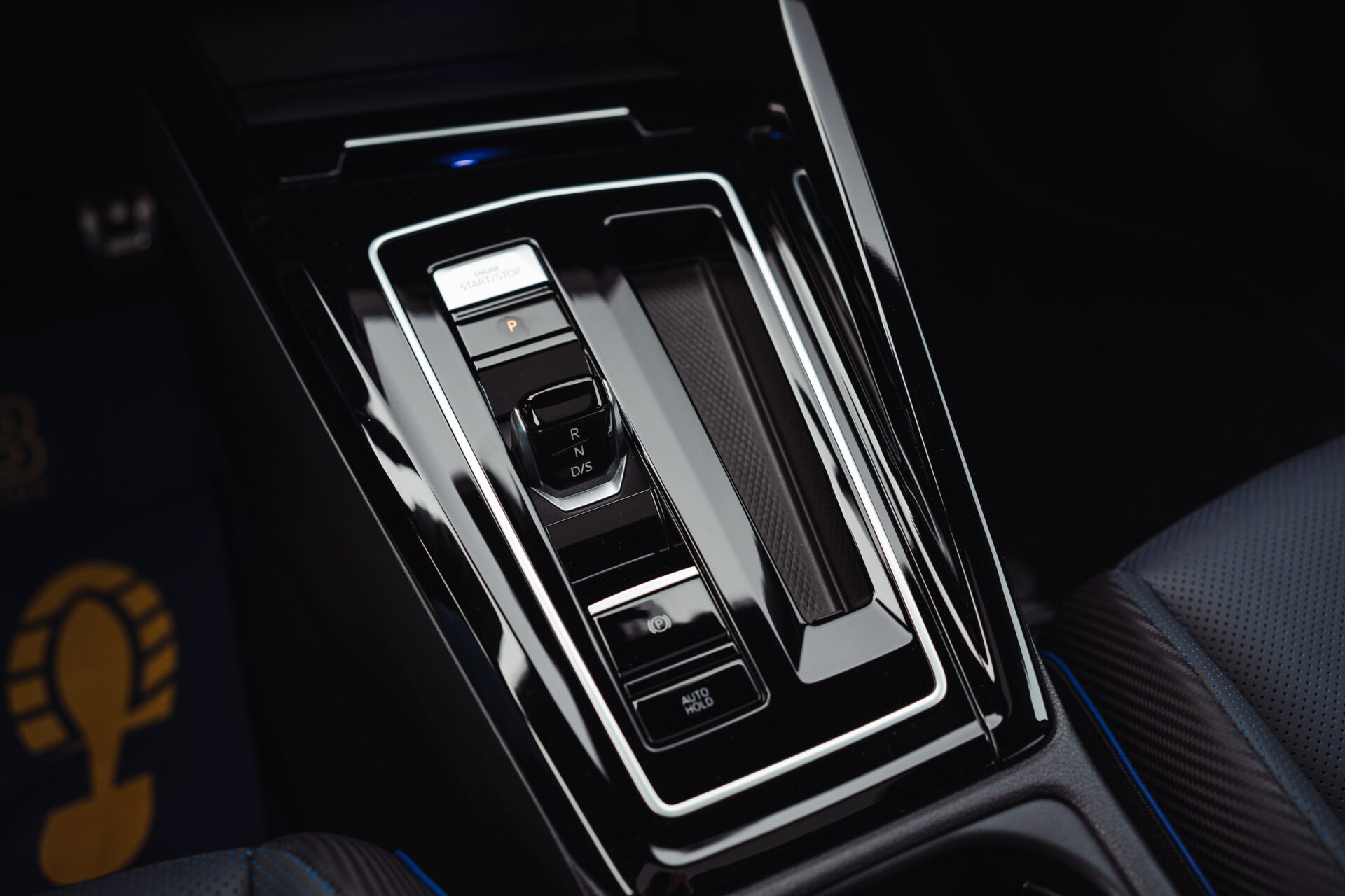 Golf 8 R - 4MOTION | AKRA | PANO | H&K | DCC | DRIFT MODE - Afbeelding 32