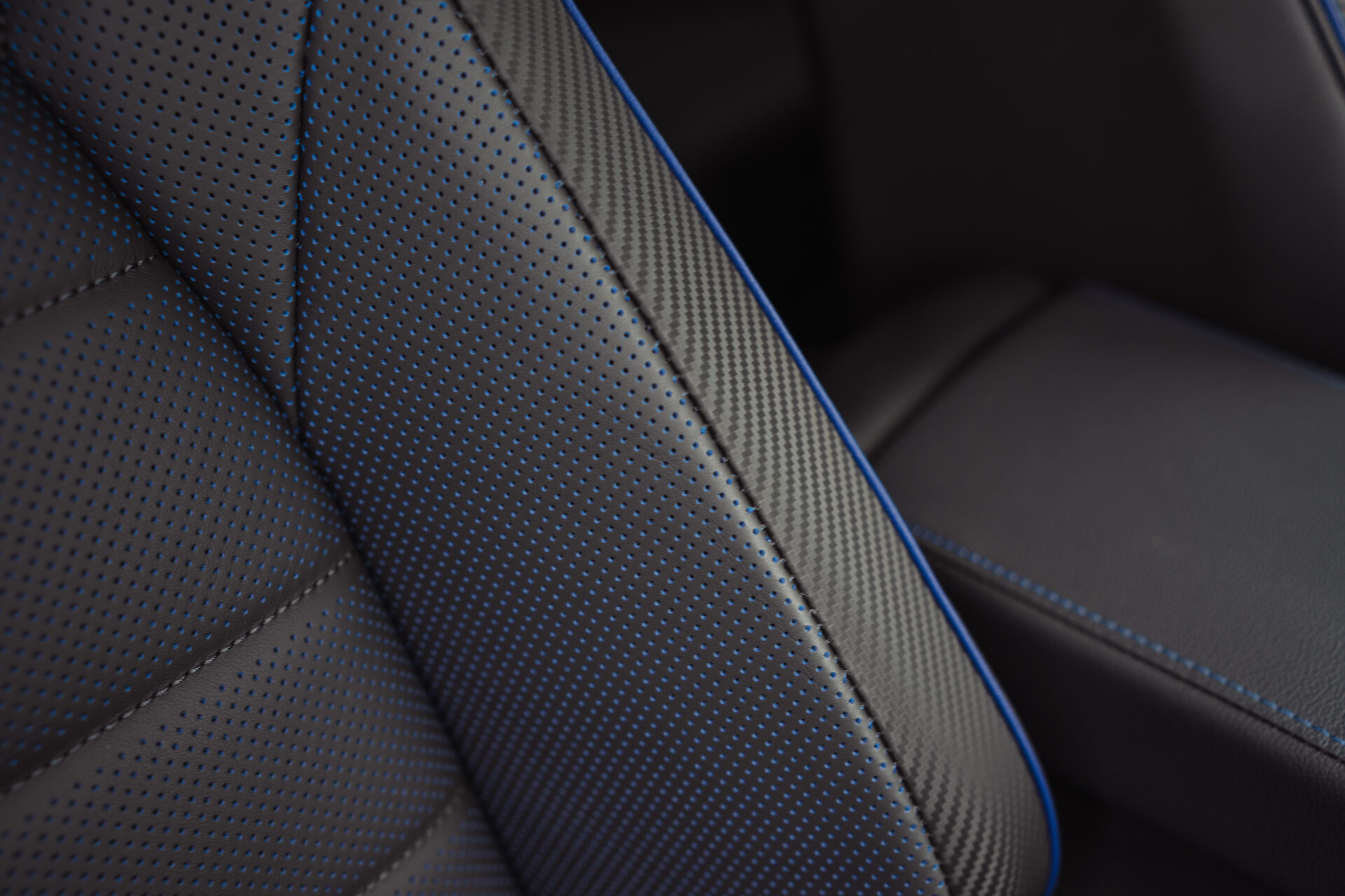 Golf 8 R - 4MOTION | AKRA | PANO | H&K | DCC | DRIFT MODE - Afbeelding 21