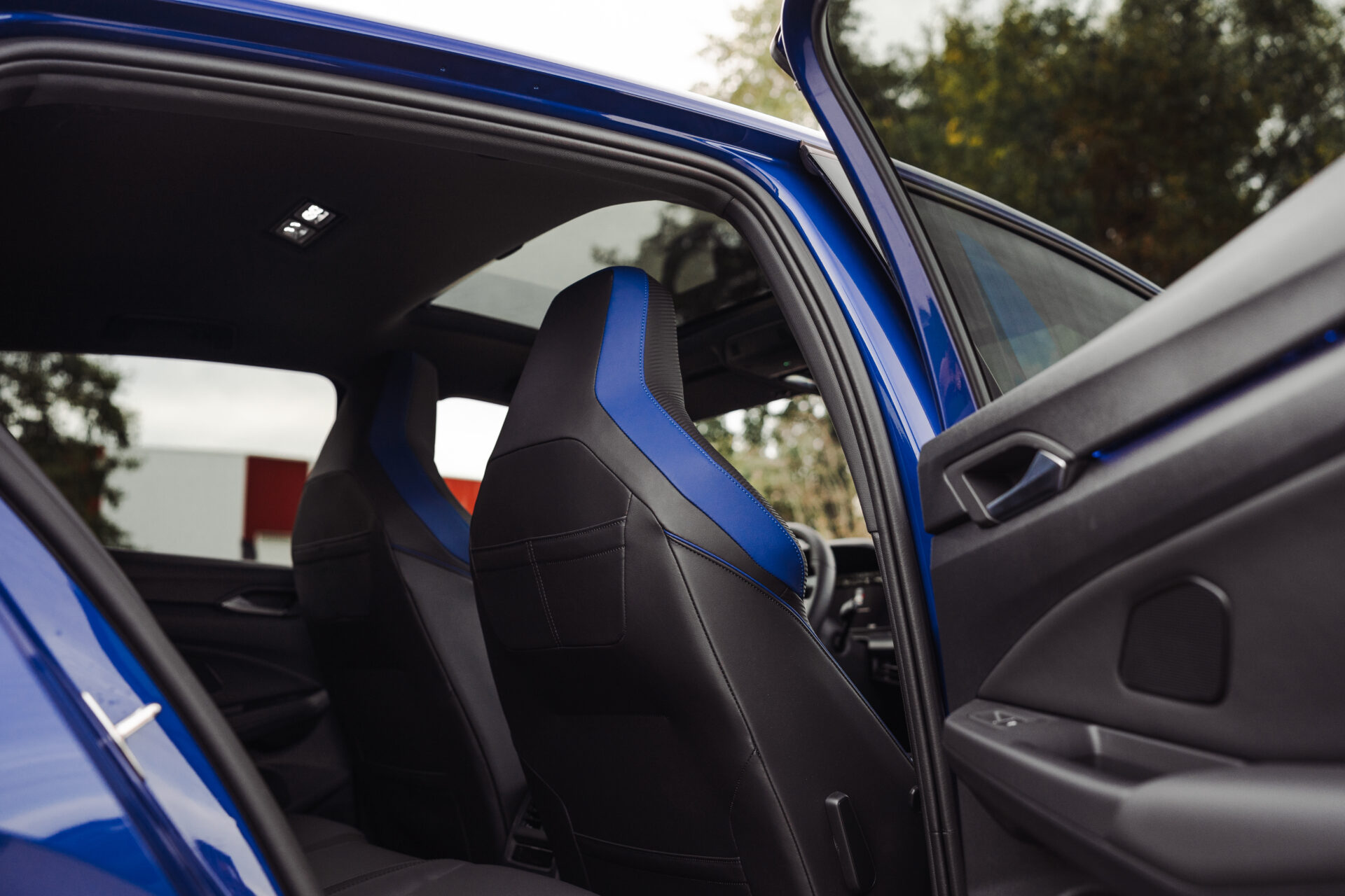 Golf 8 R - 4MOTION | AKRA | PANO | H&K | DCC | DRIFT MODE - Afbeelding 35