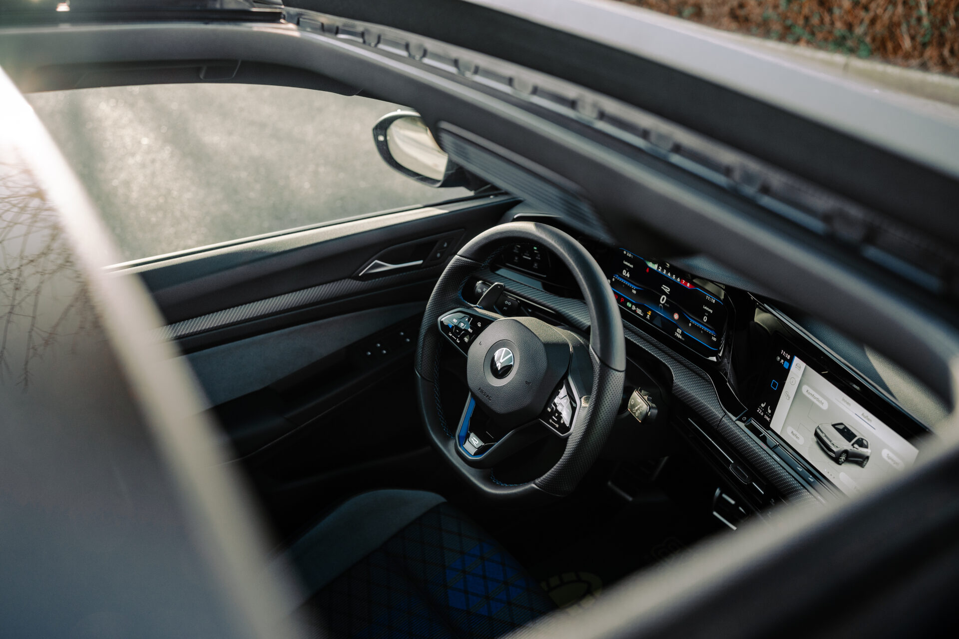 Golf 8 R - 4 MOTION | AKRA | PANO | H&K | DCC | DRIFT MODE - Afbeelding 14