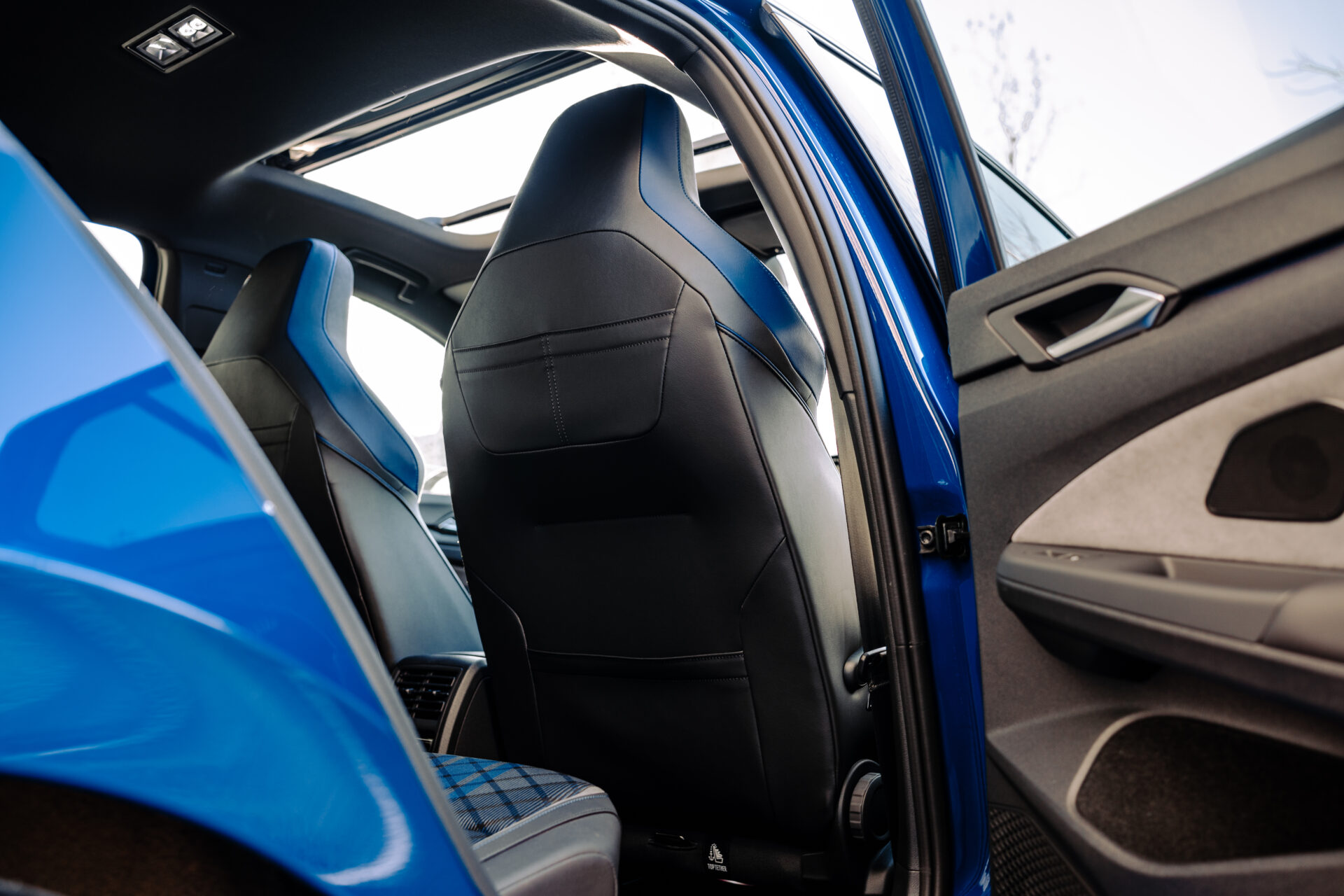 Golf 8 R - 4 MOTION | AKRA | PANO | H&K | DCC | DRIFT MODE - Afbeelding 30