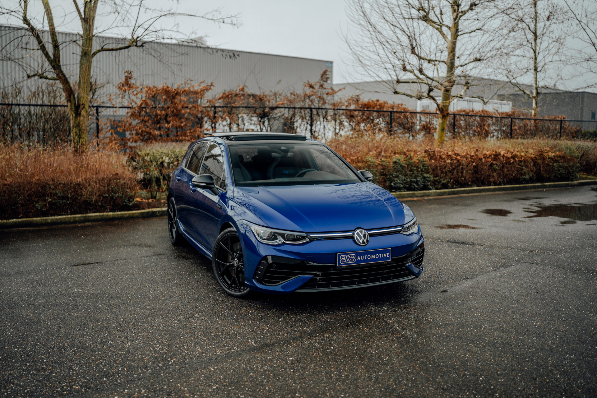 Golf 8 R โ 20 JAHRE | AKRA | PANO | H&K | DCC | DRIFT MODE... - Afbeelding 5