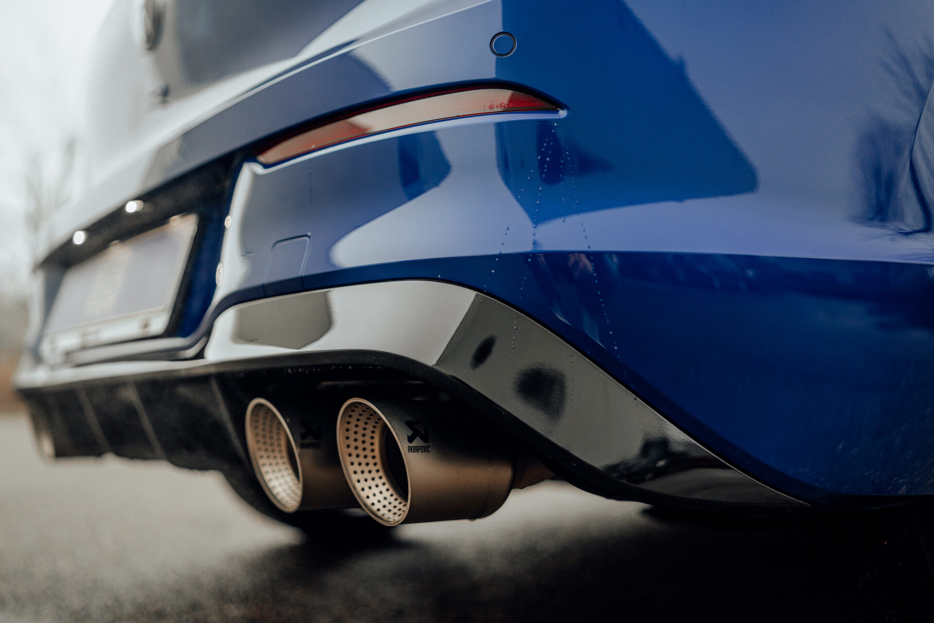 Golf 8 R โ 20 JAHRE | AKRA | PANO | H&K | DCC | DRIFT MODE... - Afbeelding 12