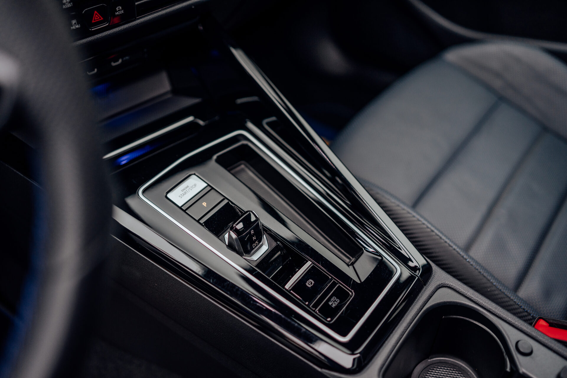 Golf 8 R โ 20 JAHRE | AKRA | PANO | H&K | DCC | DRIFT MODE... - Afbeelding 32