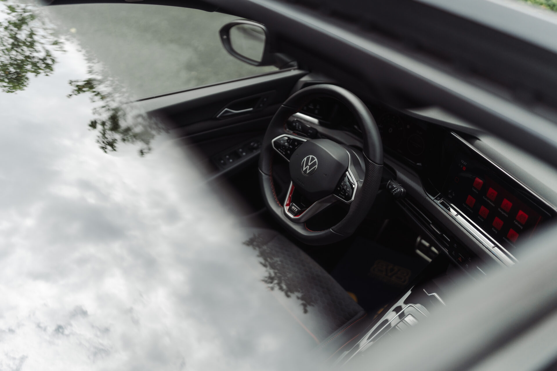 Volkswagen Golf 8 GTI Clubsport | AKRA | PANO | H&K | ACC | DCC | CAMERA - Afbeelding 16