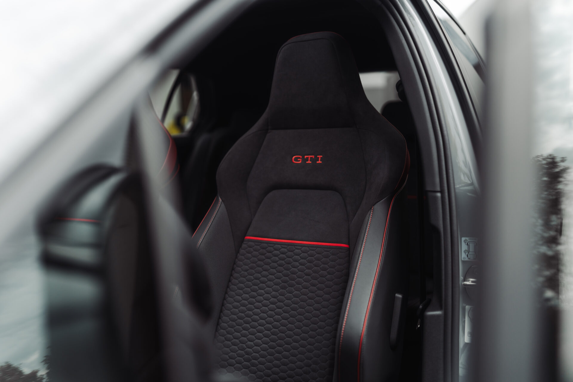 Volkswagen Golf 8 GTI Clubsport | AKRA | PANO | H&K | ACC | DCC | CAMERA - Afbeelding 20