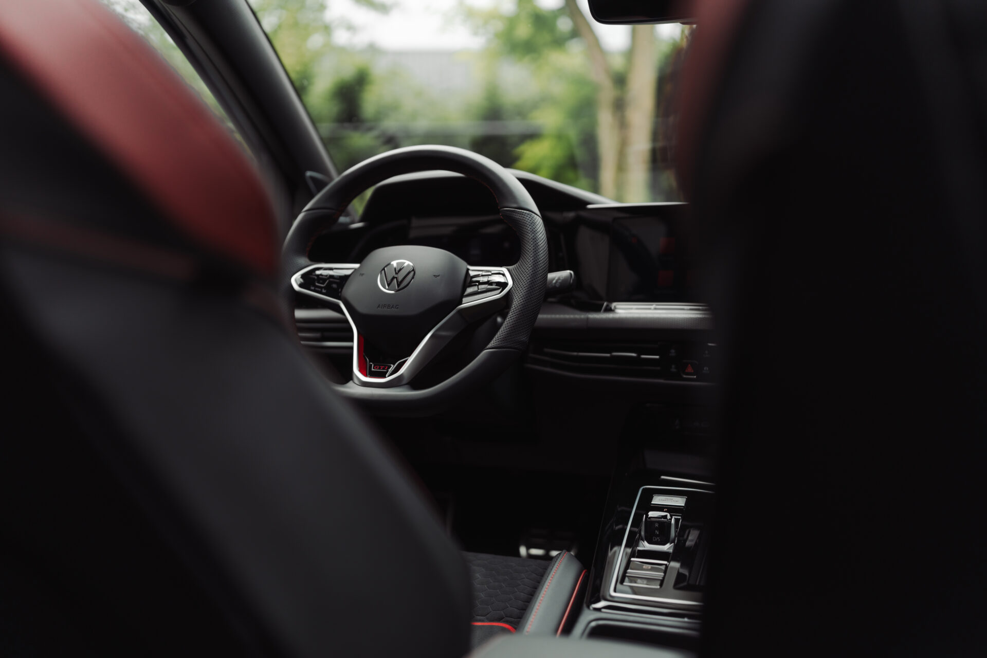 Volkswagen Golf 8 GTI Clubsport | AKRA | PANO | H&K | ACC | DCC | CAMERA - Afbeelding 22
